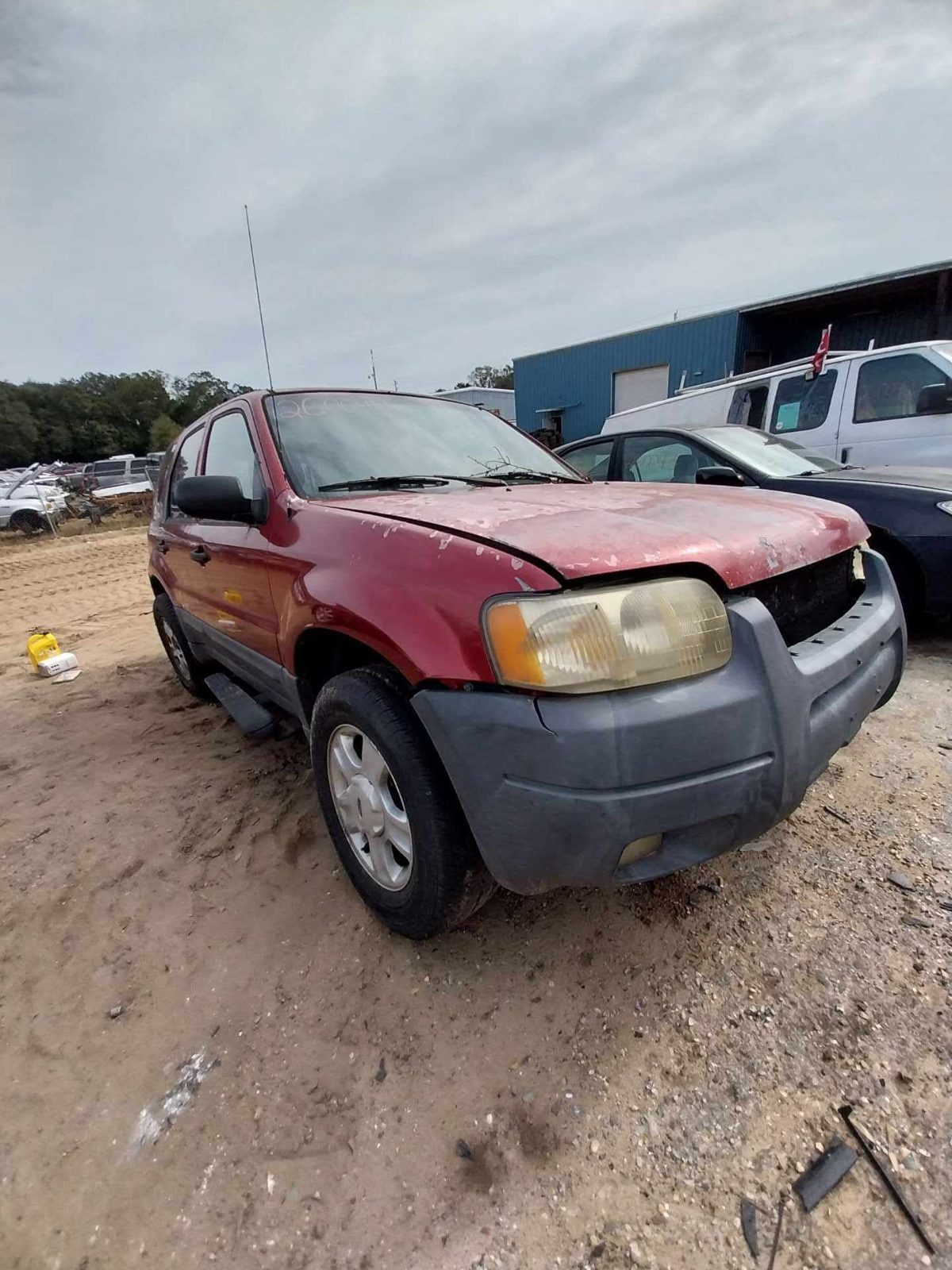 2003 FORD ESCAPE