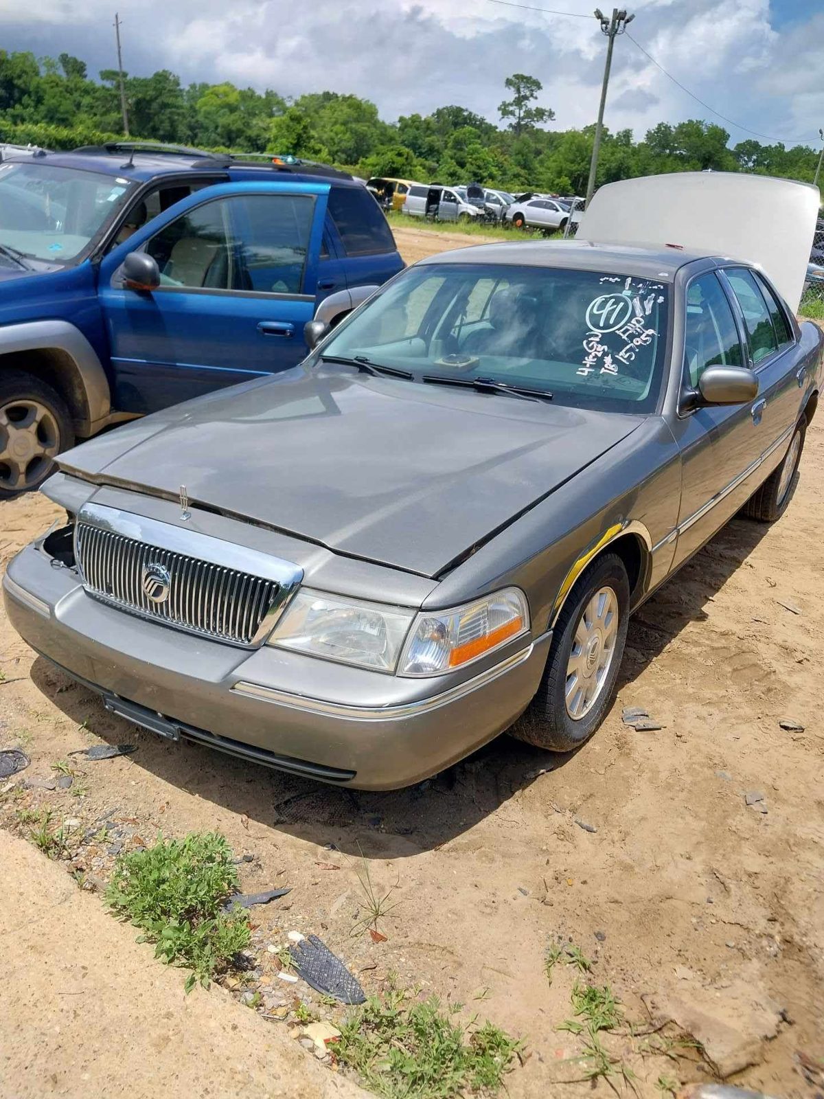 2004 MERCURY GRAND MARQUIS (79 & UP)