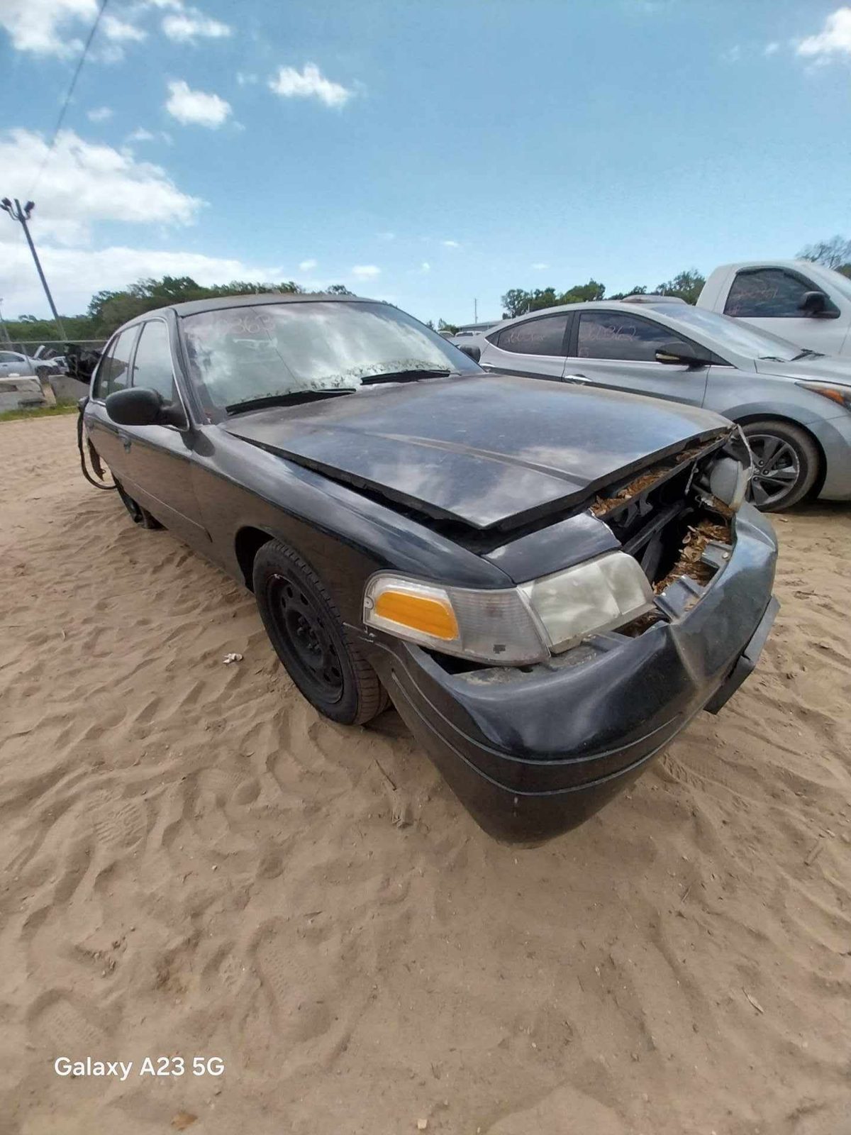 2008 FORD CROWN VICTORIA (83 & UP)
