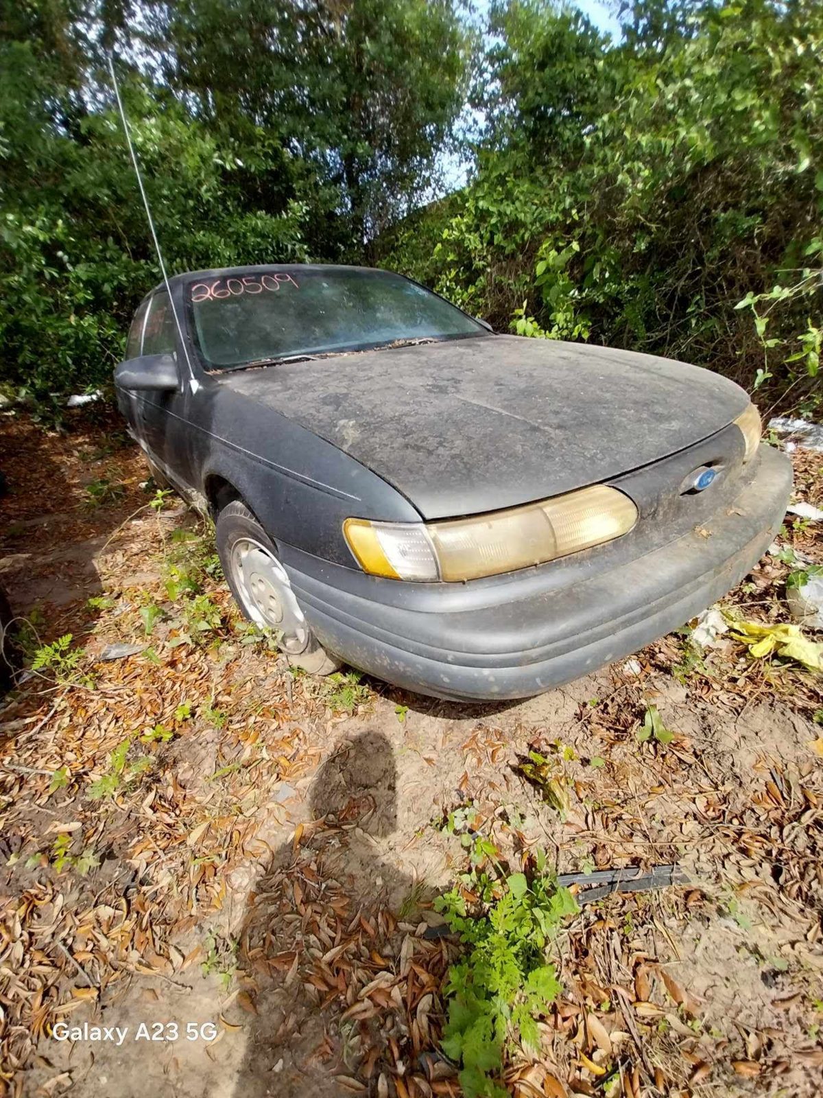 1992 FORD TAURUS(SEE ALSO TAURUS X)