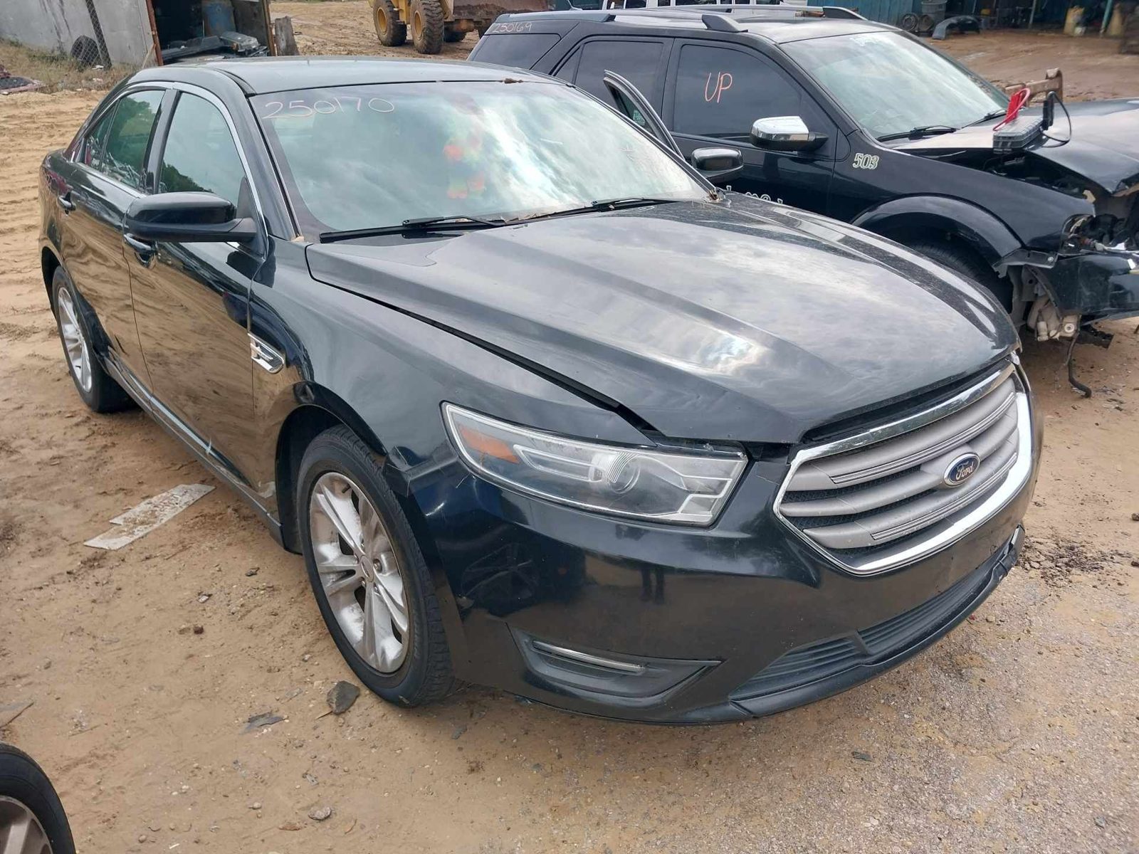2015 FORD TAURUS(SEE ALSO TAURUS X)