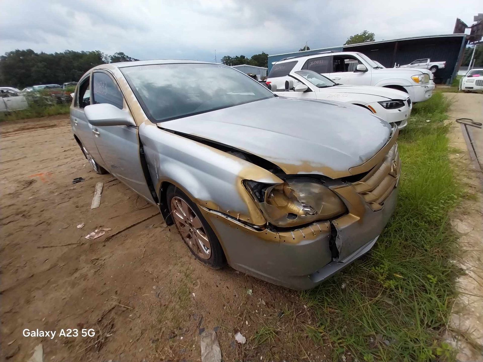 2006 TOYOTA AVALON