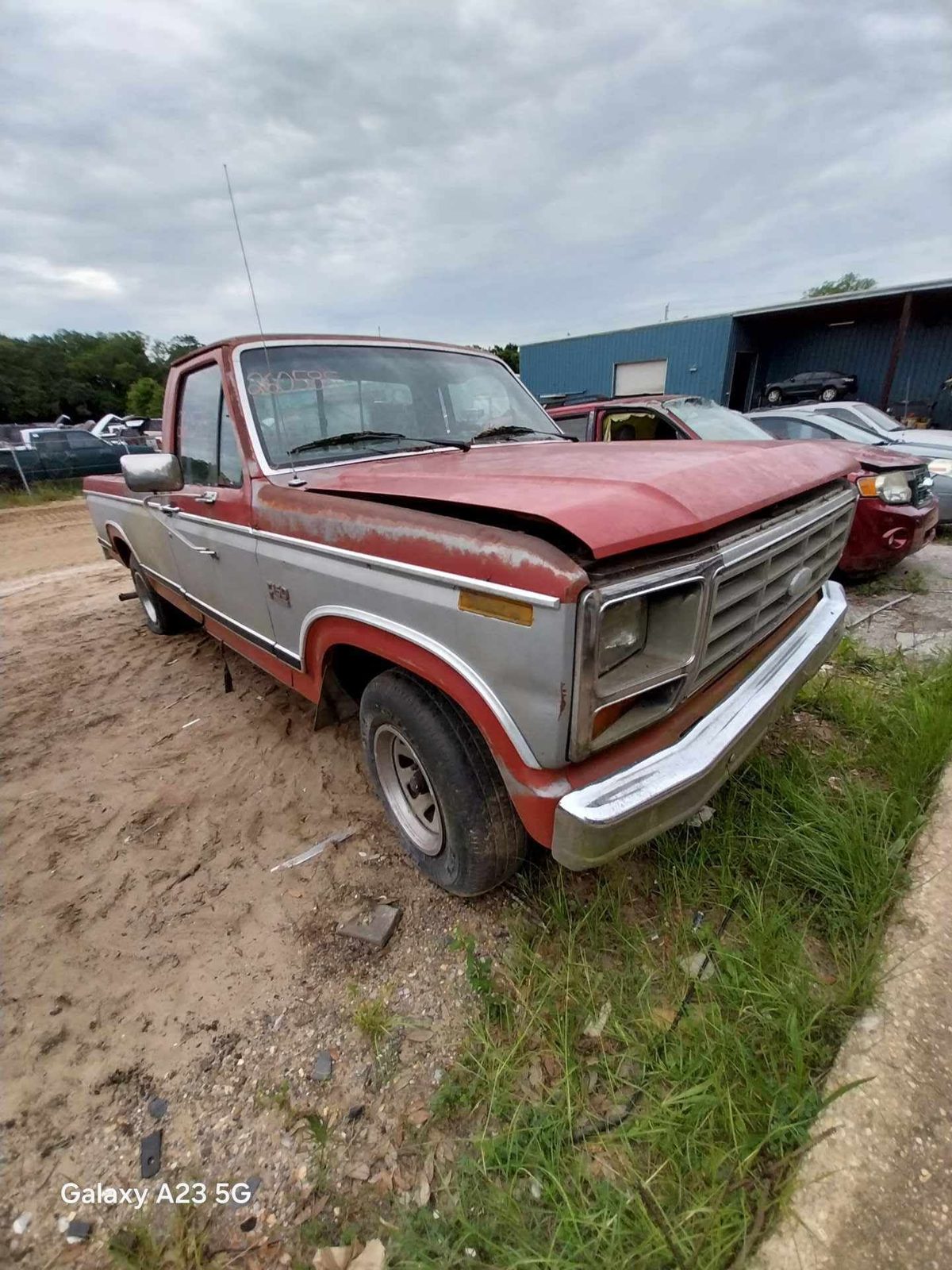 1984 FORD PICKUP F150 SERIES