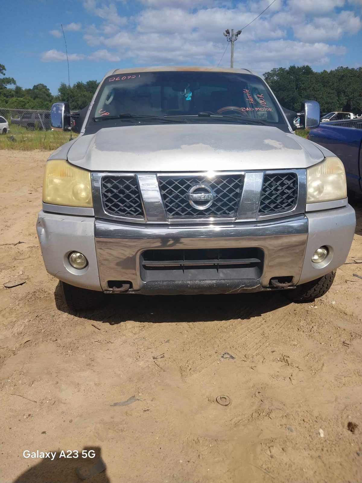 2004 NISSAN TITAN