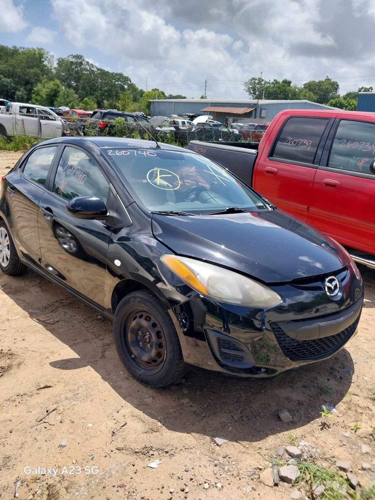 2013 MAZDA 2