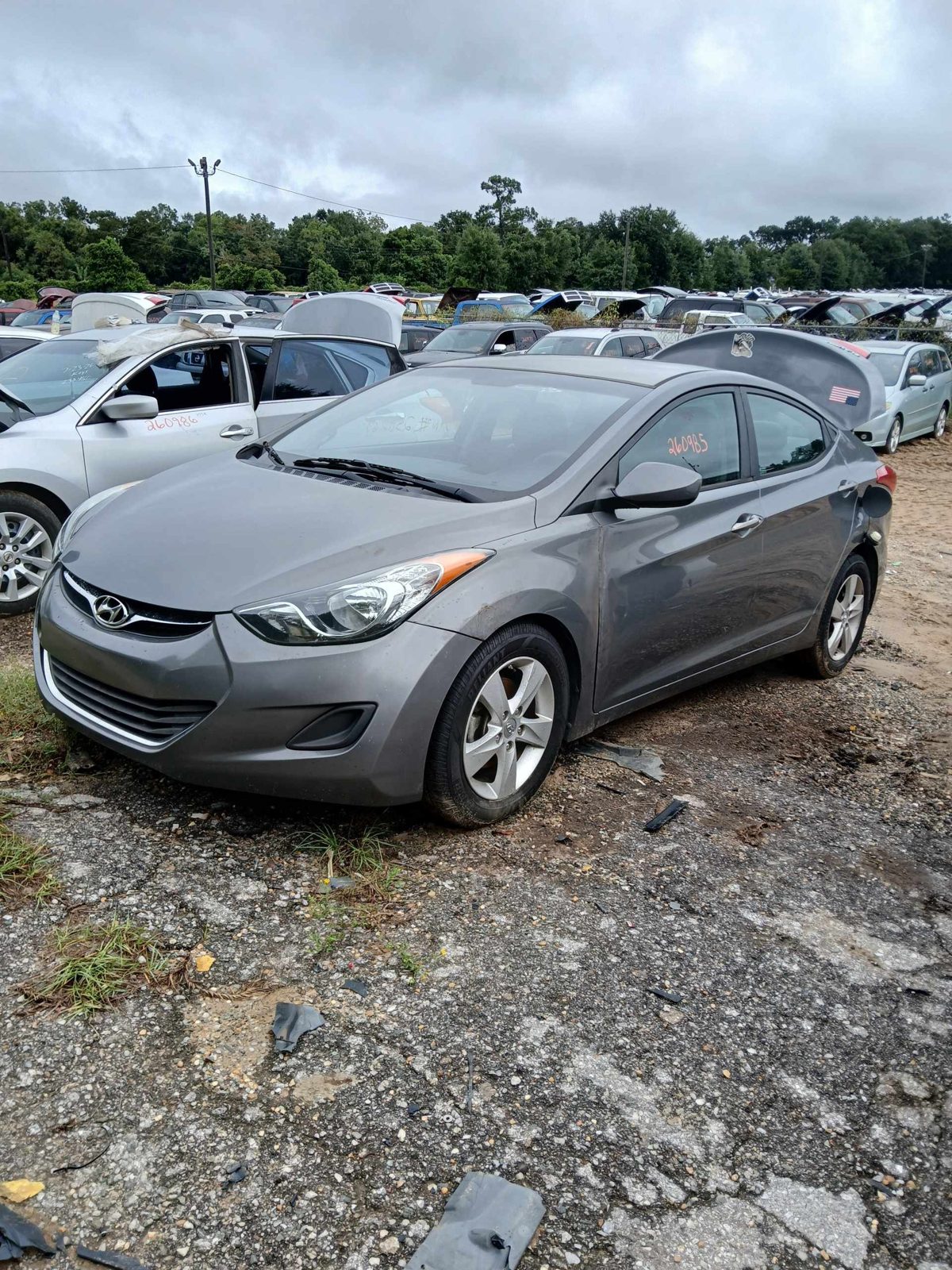2013 HYUNDAI ELANTRA