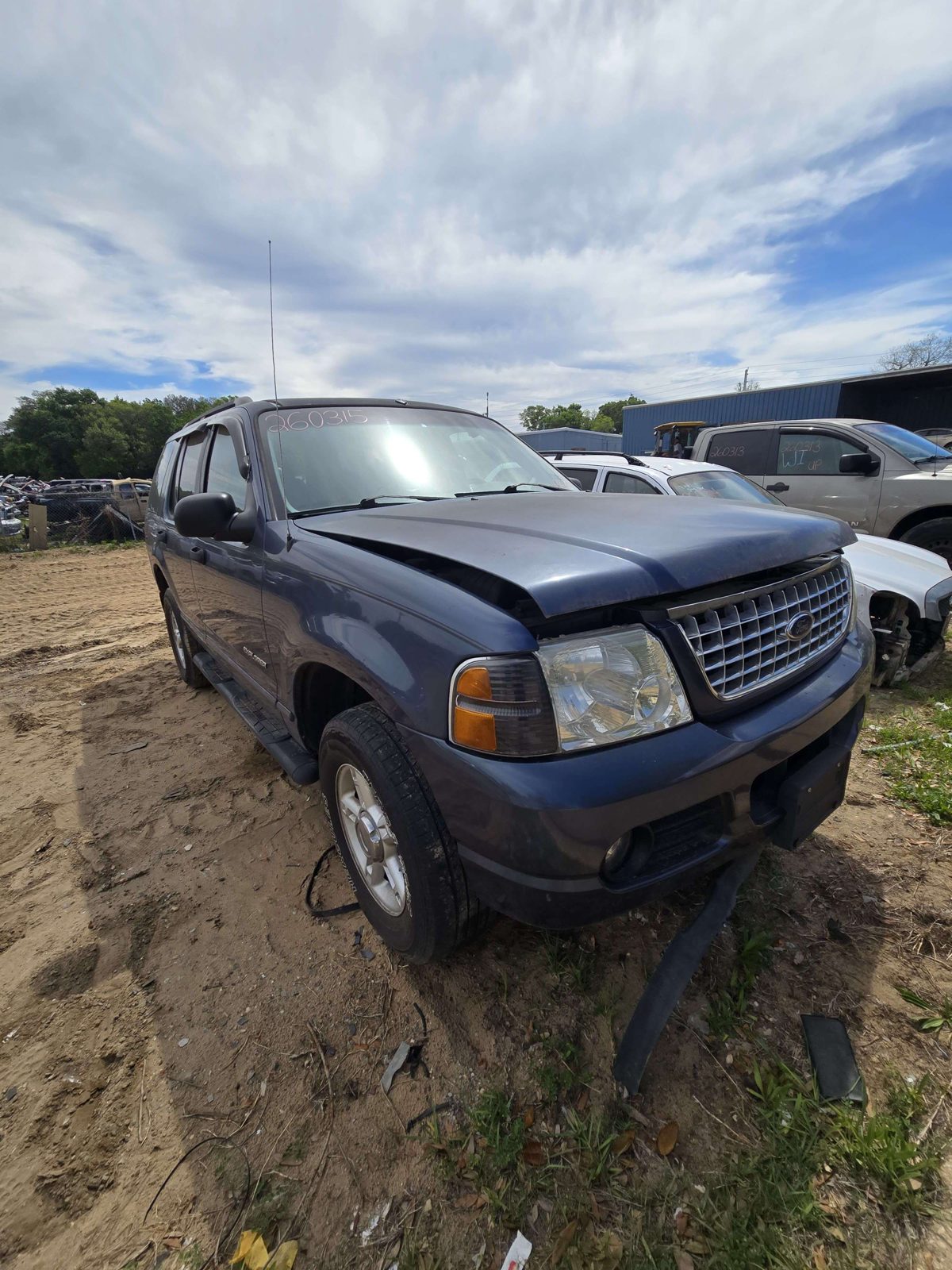 2004 EXPLORER