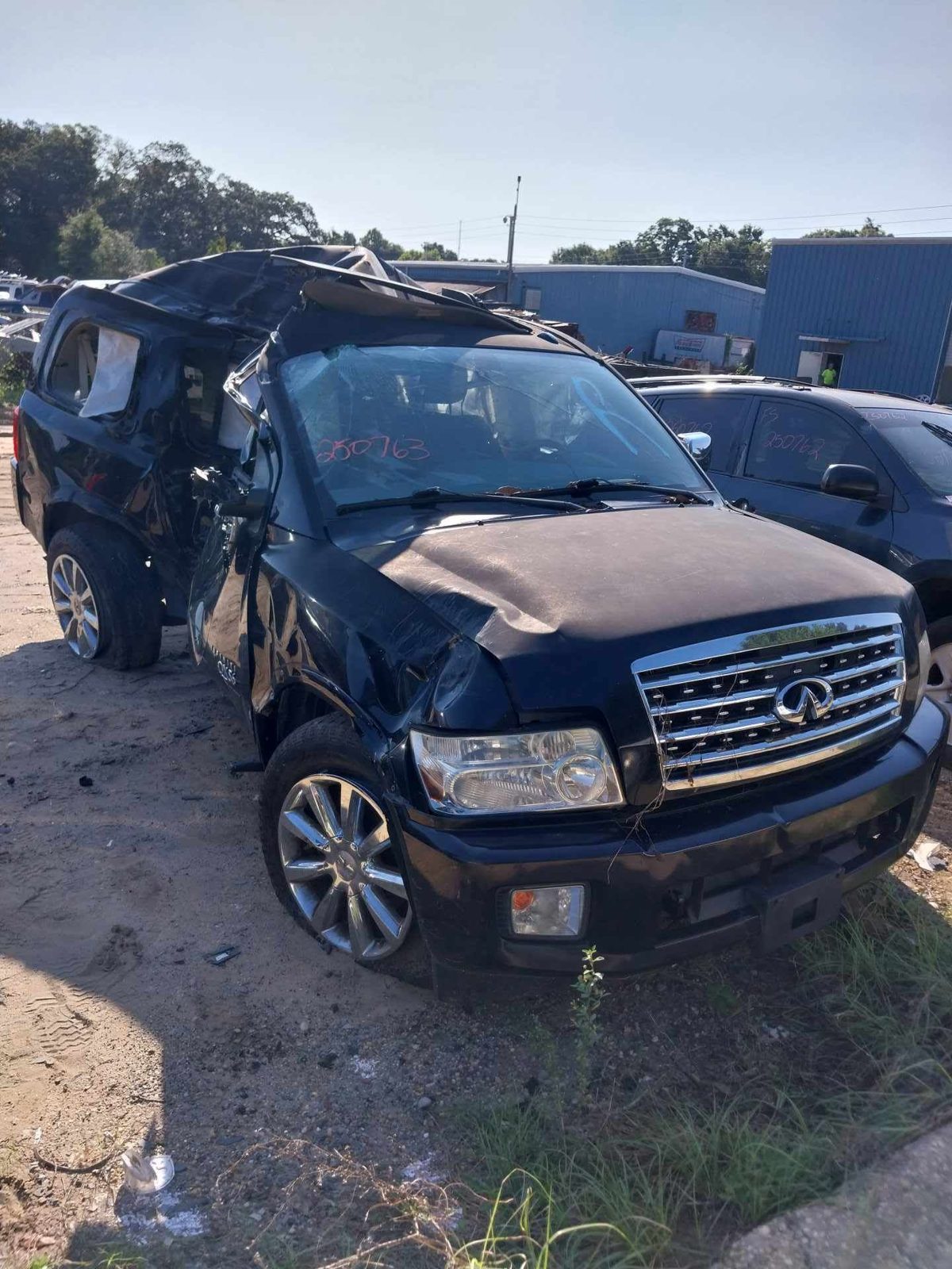2010 INFINITI QX56